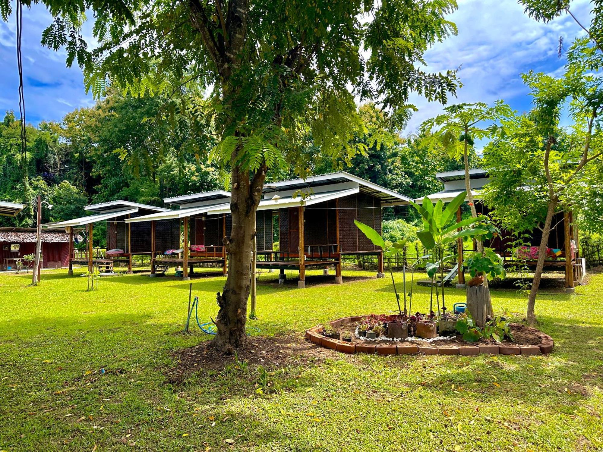 Twin Hut Hotel Pai Eksteriør billede