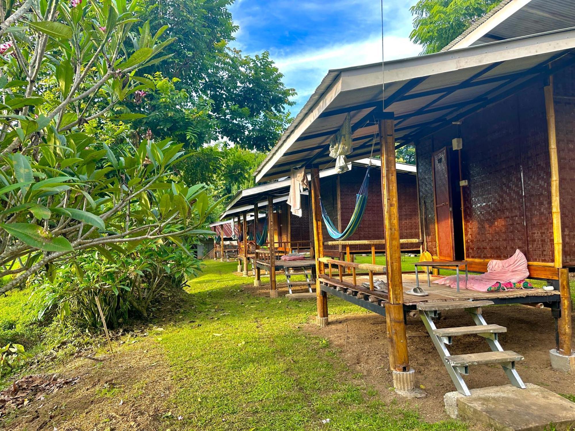 Twin Hut Hotel Pai Eksteriør billede