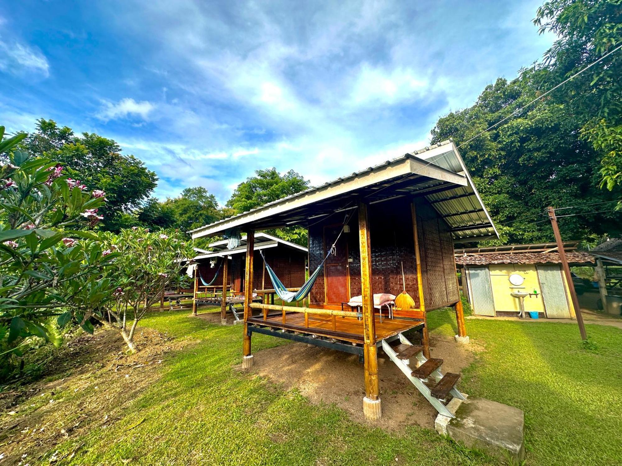 Twin Hut Hotel Pai Eksteriør billede
